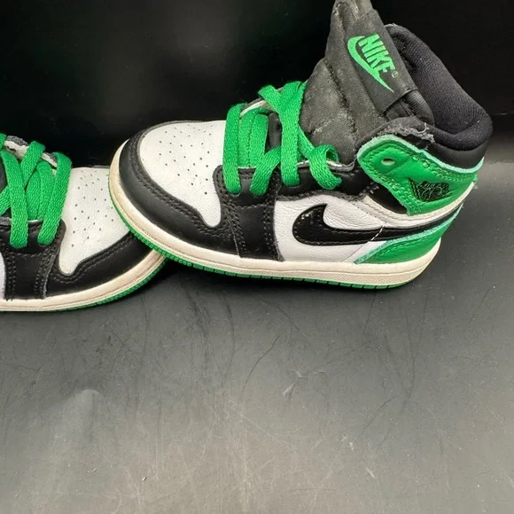 Toddler Nike Air Jordan 1 Retro High OG 'Lucky Green' Sneakers Sz 6C FD1413-031 - Picture 6 of 15
